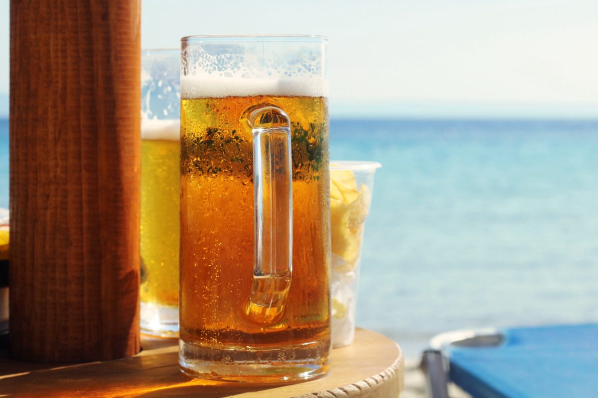 Disfruta la cerveza en el paraíso